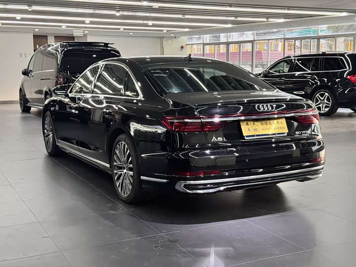Audi A8 2023 A 8 L 50 TFSI quattro — фото 22