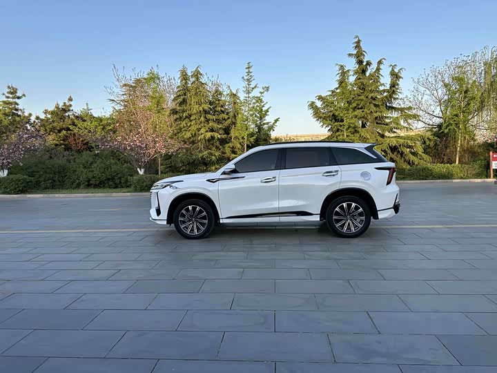 Changan CS75 PLUS 2023 1.5 T ATPremium — фото 11