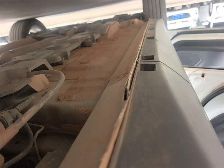 Changan CS15 2016 1.5 L MT — фото 22