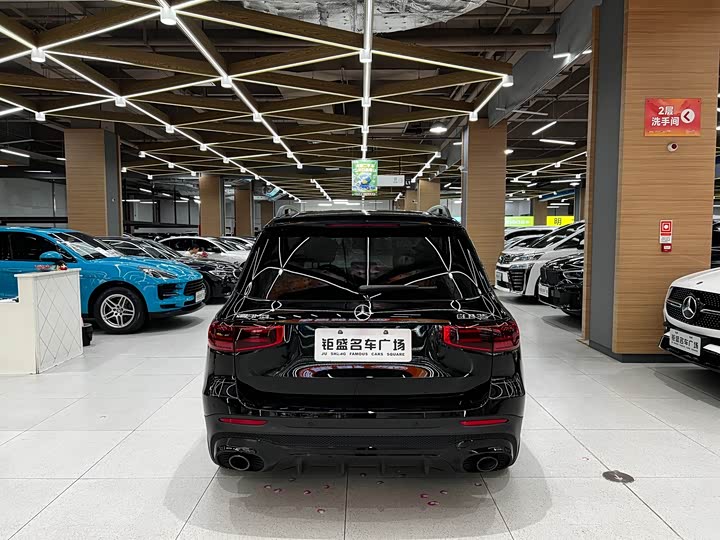 Mercedes-Benz GLB 2024 AMG GLB 35 4 MATIC — фото 4