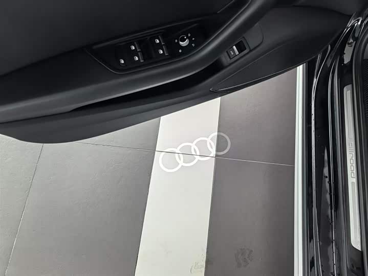 Audi A4 2023 allroad quattro — фото 12