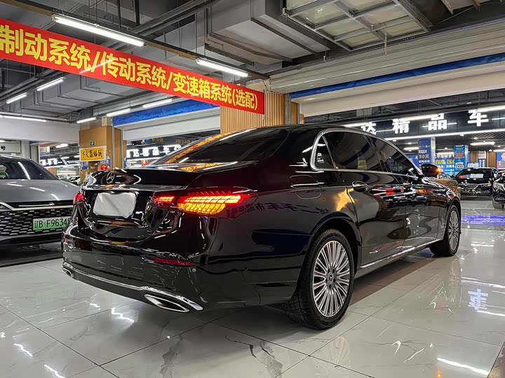 Mercedes-Benz E-Class 2023 E 300 L Luxury — фото 5