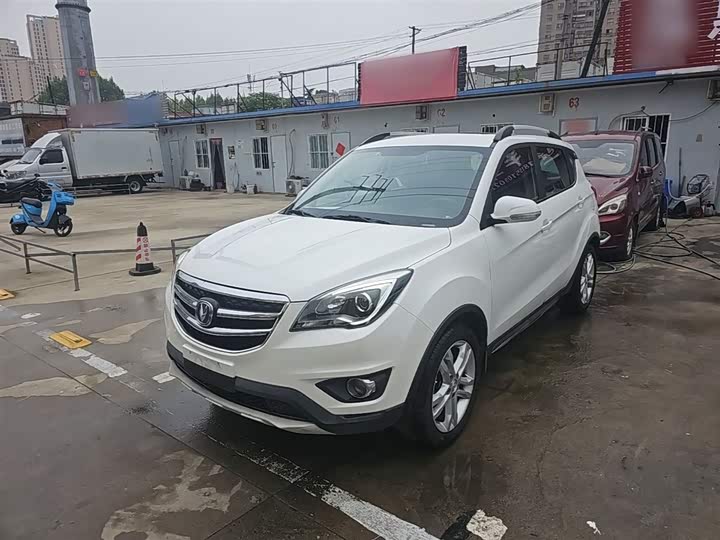 Changan CS35 2017 1.6 L MTLuxury — фото 2