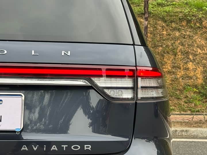 Lincoln Aviator — фото 10