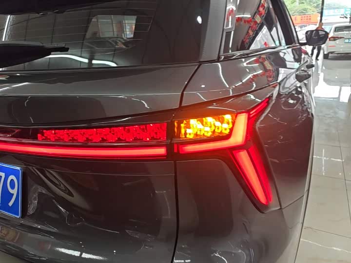Changan CS75 PLUS 2022 1.5 T ATPremium — фото 8