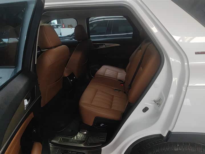 Changan CS95 2017 2.0 T 2 WD — фото 17