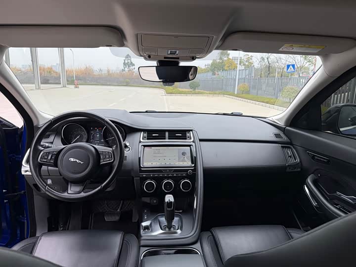 Jaguar E-PACE 2018 P 250 SE V — фото 8