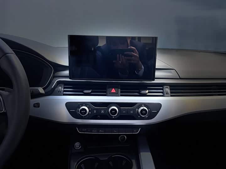 Audi A4L 2024 40 TFSI — фото 10