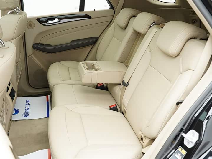 Mercedes-Benz M-Class 2014 ML 350 CDI 4 MATIC — фото 9