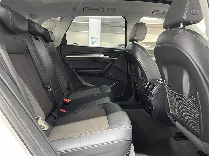 Audi Q5L 2018 45 TFSI V — фото 7