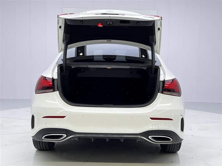 Mercedes-Benz A-Class 2020 A 200 L — фото 13