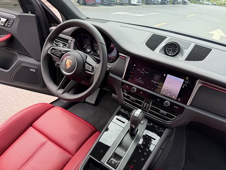 Porsche Macan 2026 Macan 2.0 T — фото 21