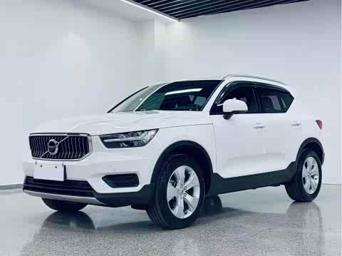 Volvo XC40 2022 T 4 WD — фото 24