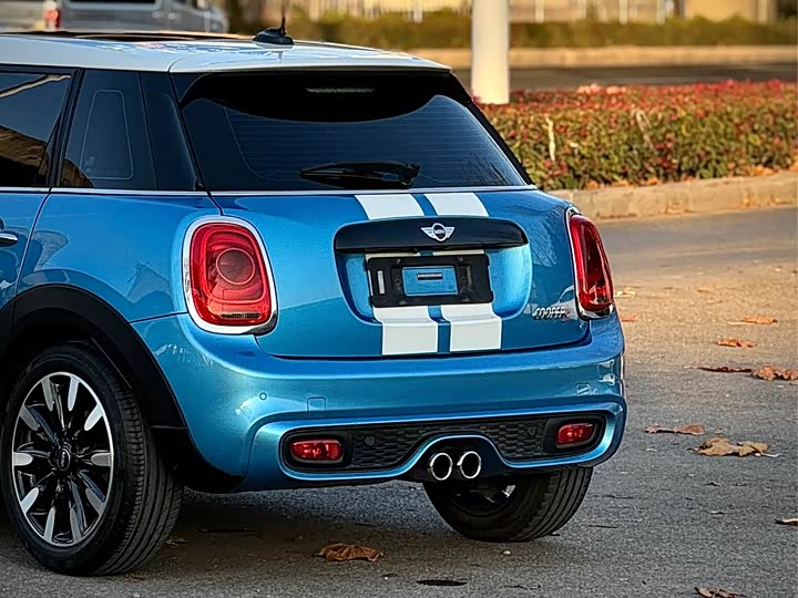 MINI Hatch — фото 15