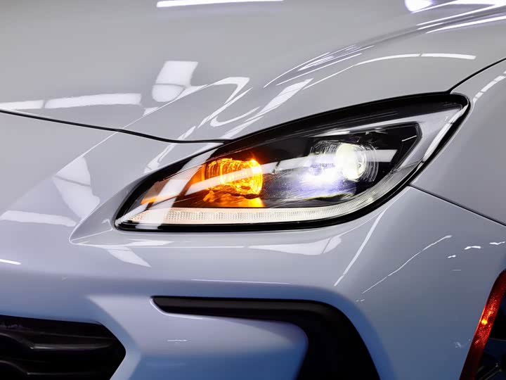 Subaru BRZ 2022 2.4 L MT — фото 4