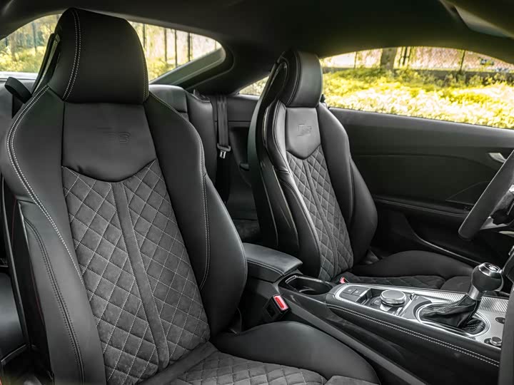 Audi TT 2017 TT RS 2.5 T Coupe — фото 22