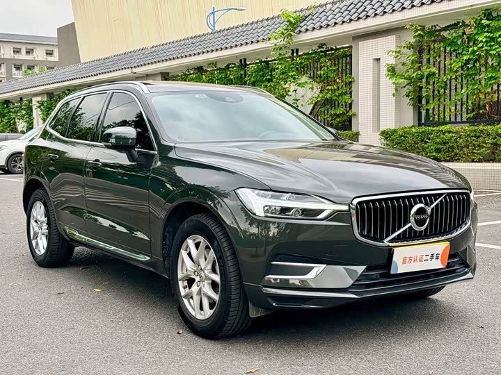 Volvo XC60 2020 T 5 4 WD — фото 3