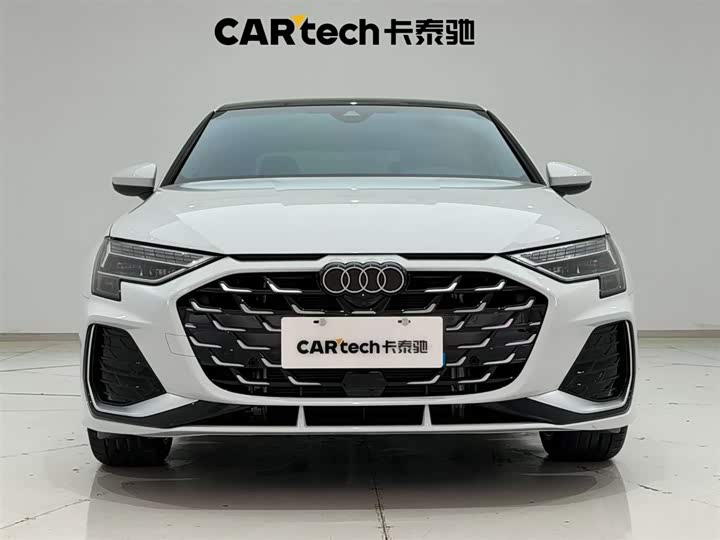 Audi A3 2026 A 3 L Limousine 35 TFSI — фото 3