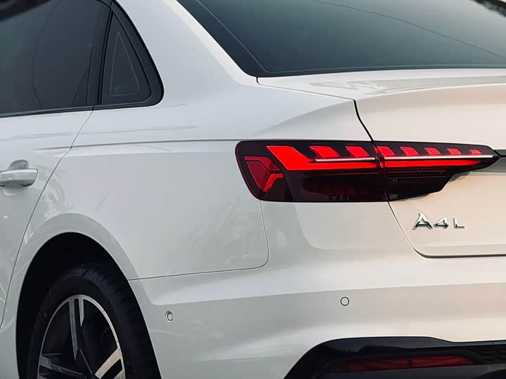 Audi A4L 2023 40 TFSI — фото 19