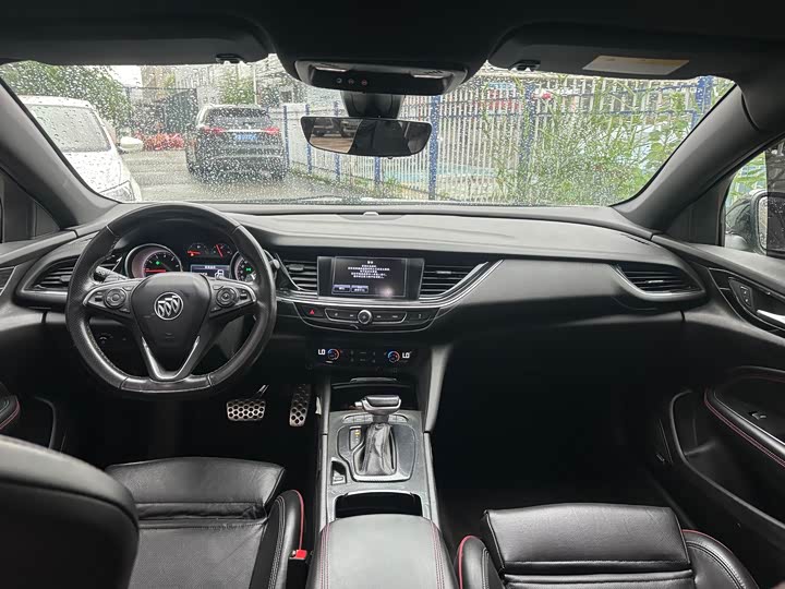 Buick Regal — фото 10