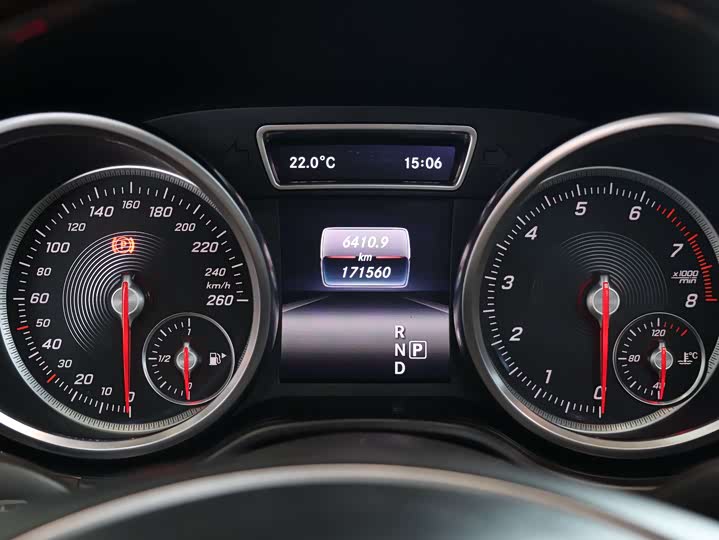 Mercedes-Benz GLS 2016 GLS 500 4 MATIC — фото 5