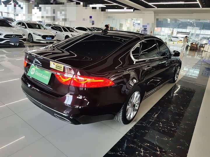 Jaguar XFL 2020 XFL 2.0 T P 250 2 WD — фото 5