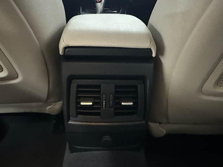 BMW 1 Series — фото 12