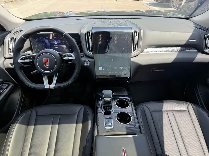 Hongqi HS3 PHEV 2024 115km — фото 14