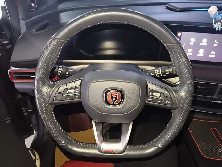 Changan UNI-T 2020 1.5 T Flagship — фото 7