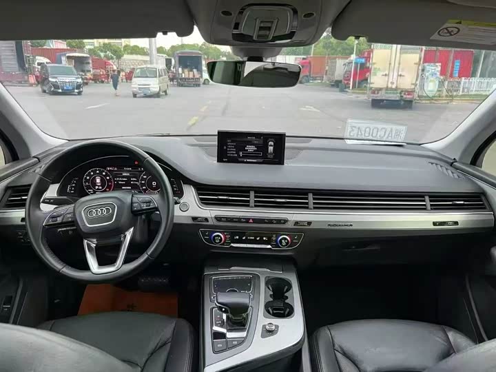 Audi Q7 2018 40 TFSI Comfort — фото 6