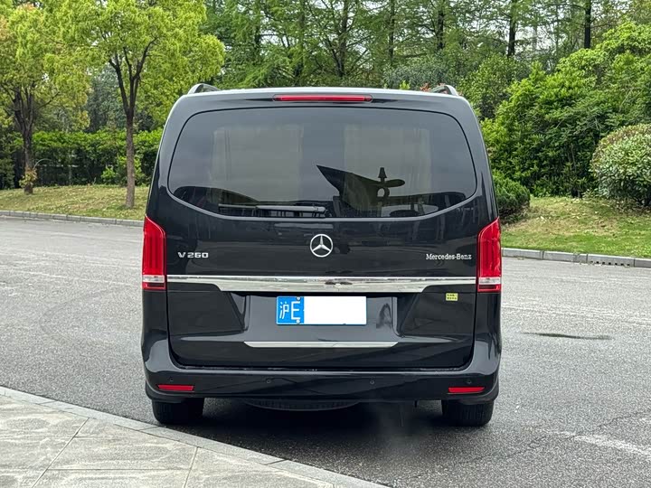 Mercedes-Benz V-Class 2018 V 260 V — фото 5