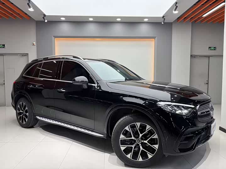 Mercedes-Benz GLC 2024 GLC 260 L 4 MATIC Luxury 5 — фото 3
