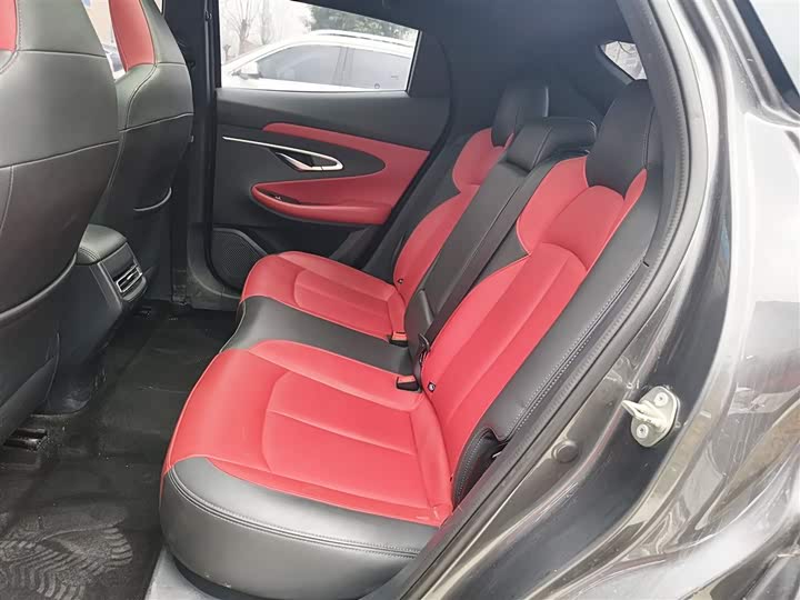 Changan UNI-T 2020 1.5 T Flagship — фото 13