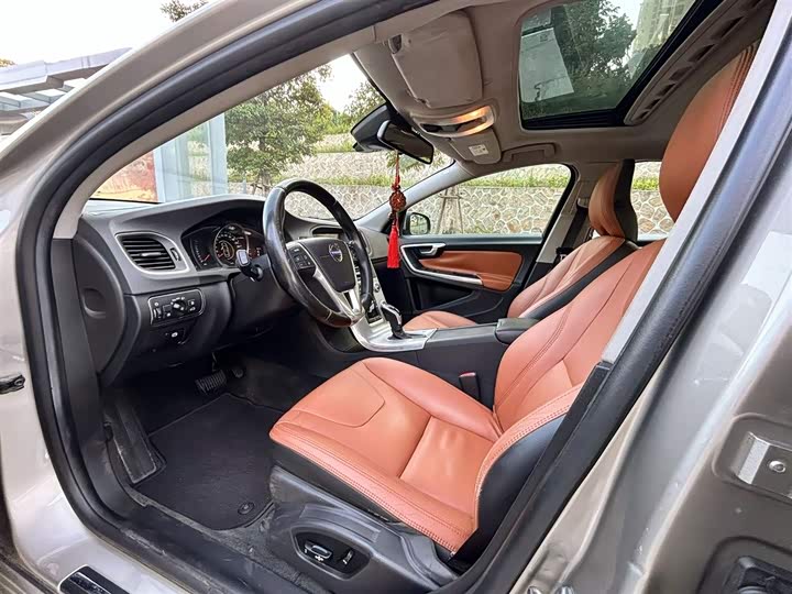 Volvo S60 2015 S 60 L 2.0 T — фото 7