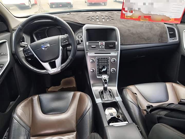 Volvo XC60 2015 T 5 AWD — фото 6