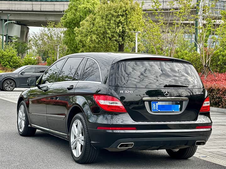 Mercedes-Benz R-Class 2017 R 320 4 MATIC Luxury — фото 4