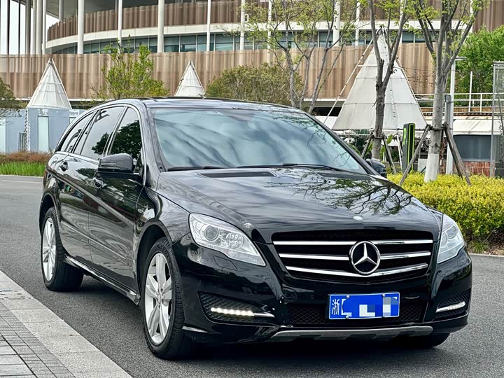 Mercedes-Benz R-Class 2017 R 320 4 MATIC Luxury — фото 3