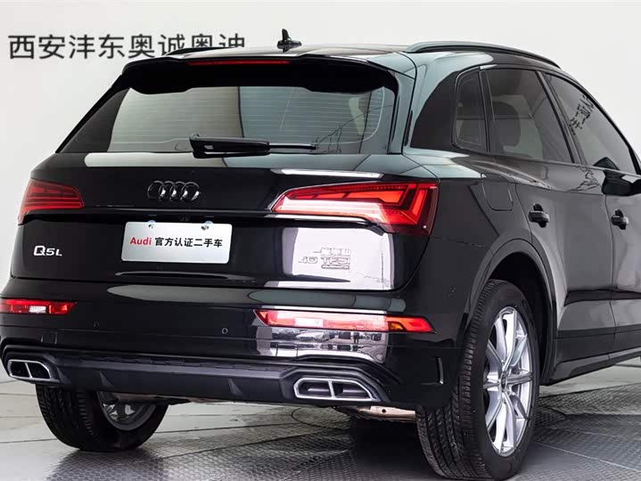 Audi Q5L 2022 40 T — фото 22