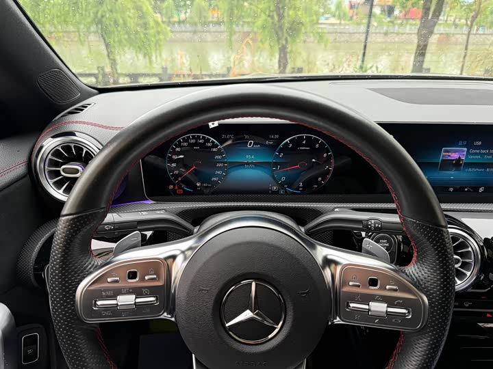 Mercedes-Benz CLA — фото 14