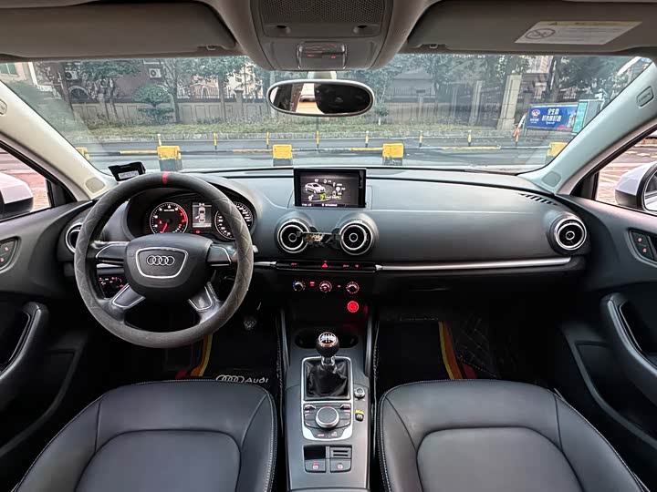 Audi A3 2015 Limousine 35 TFSI MT — фото 15