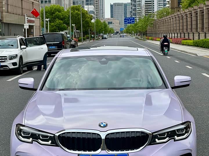 BMW 3-Series 2021 325i M — фото 10