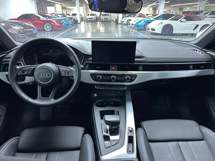 Audi A4L 40 TFSI стиль-динамик — фото 10