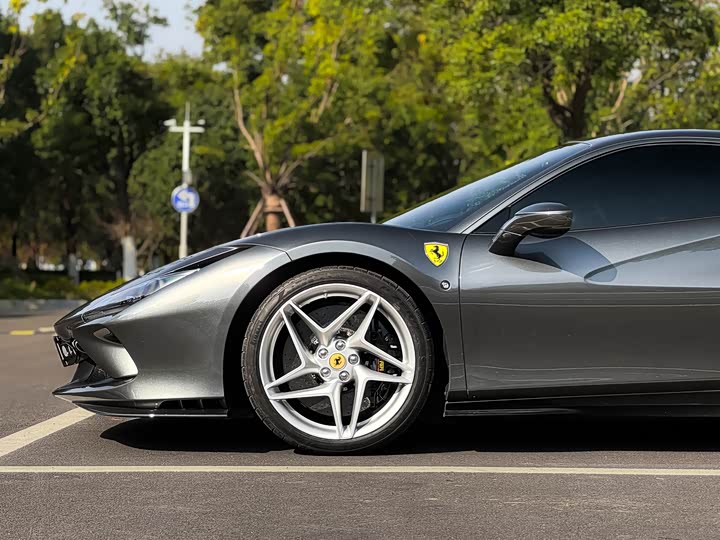 Ferrari F8 2019 Tributo 3.9 T V 8 — фото 9