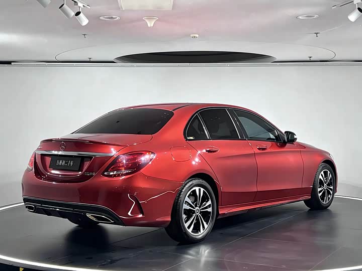 Mercedes-Benz C-Class 2018 C 200 — фото 3