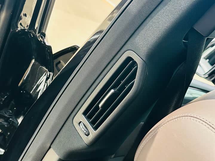 Mercedes-Benz GLS 2016 AMG GLS 63 4 MATIC — фото 21