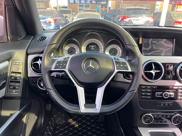 Mercedes-Benz GLK-Class 2015 GLK 260 4 MATIC — фото 13