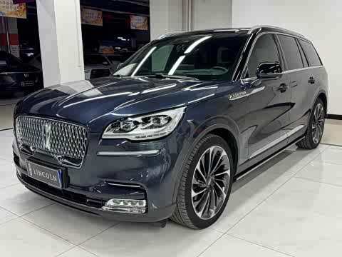 Lincoln Aviator — фото 18