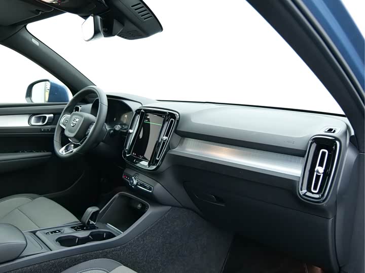 Volvo XC40 2024 B 3 — фото 20
