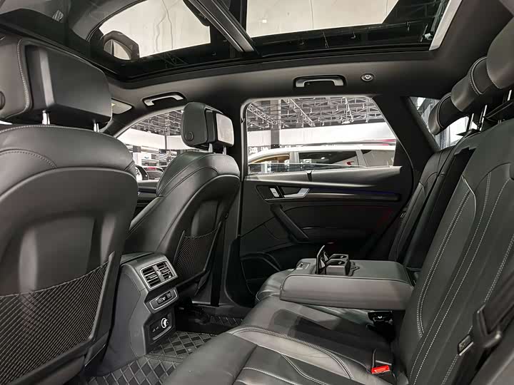 Audi Q5L 2024 45 TFSI — фото 16