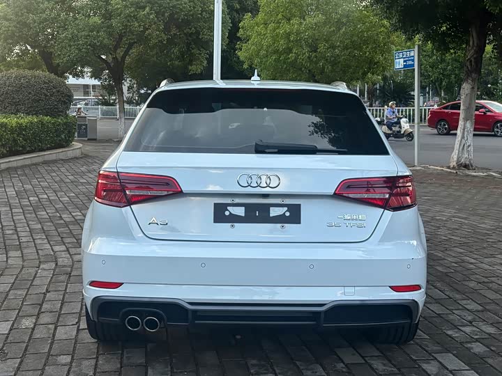 Audi A3 30 Sportback 35 TFSI спорт — фото 5